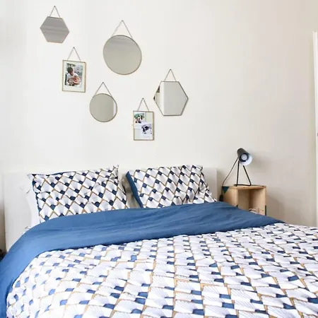 Charming Near Montmartre Apartment *